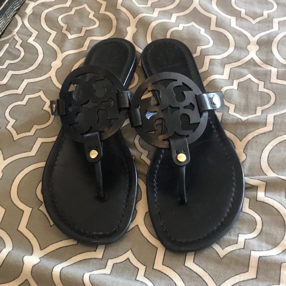 Excellent cond! Black Tory Burch Miller Sz 9 1/2